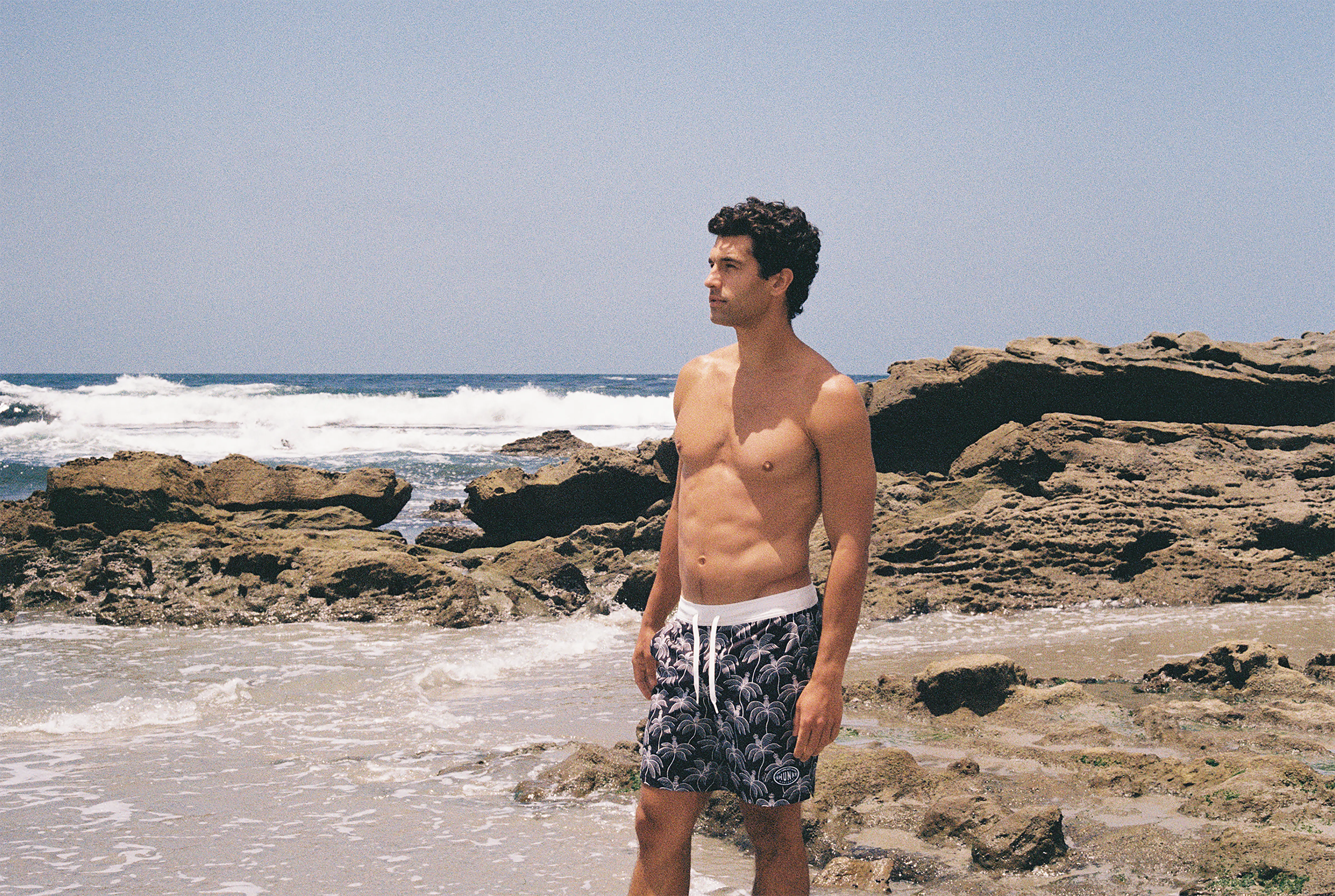 HYBRID SHORTS