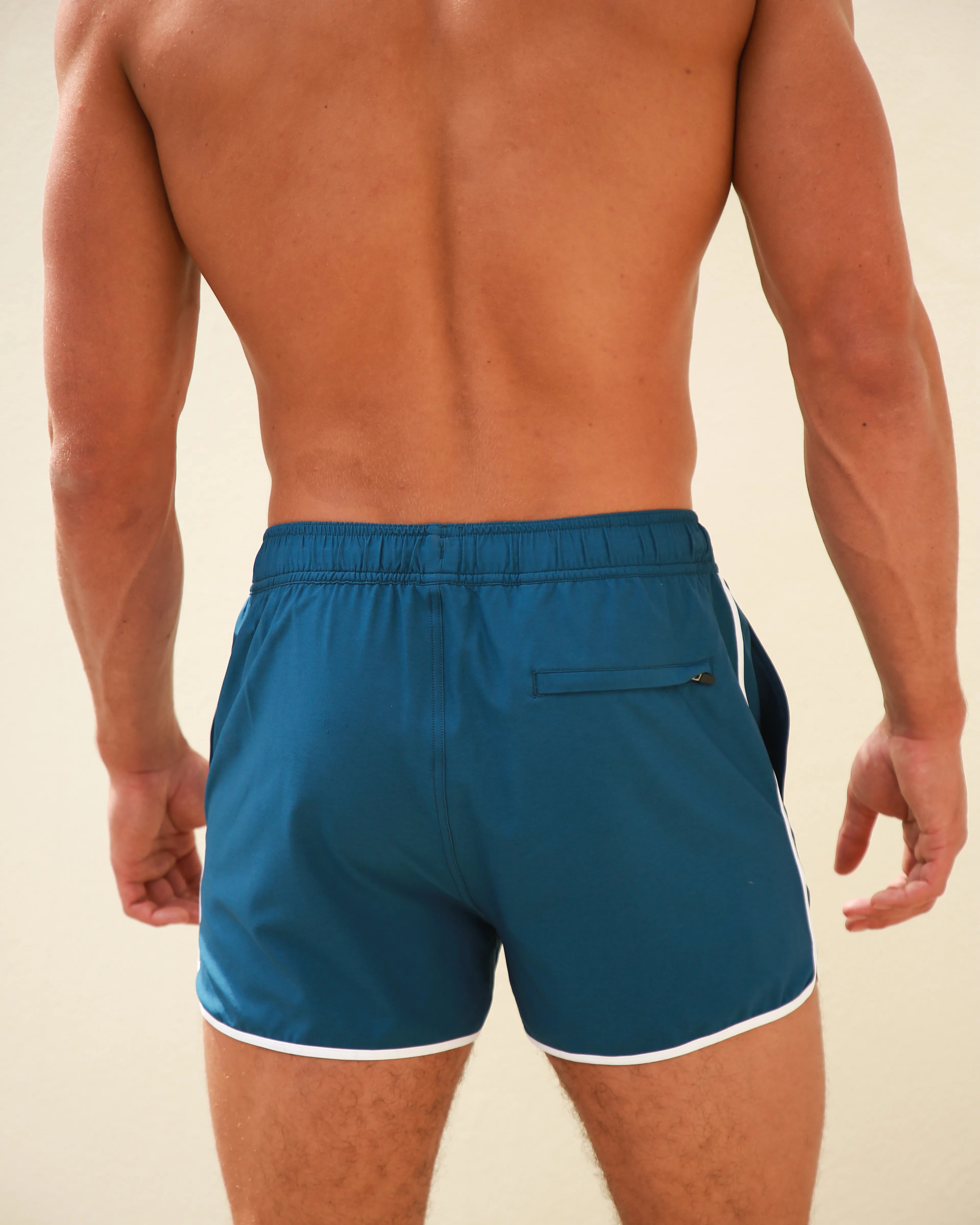 Harbor 5" Hybrid Short