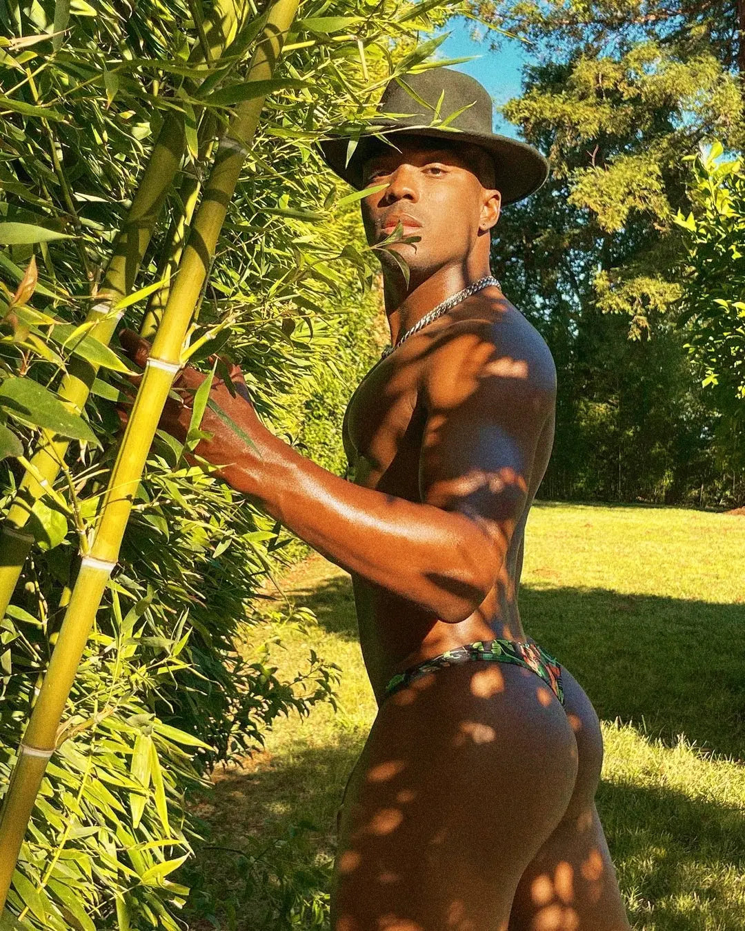 HUNK-Frogland-Swim-Thong-Underwear